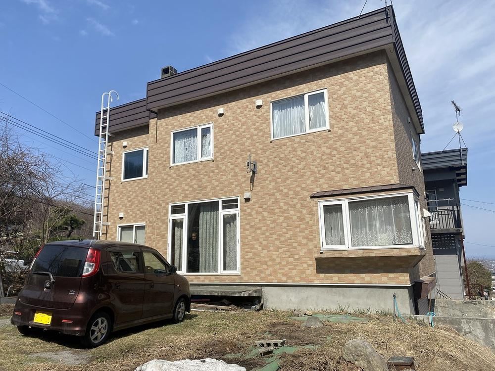 6LDK+S house in Teine Ward, Sapporo, Hokkaido - Photo 1