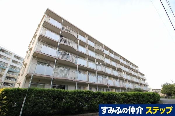 3LDK apartment in Chigasaki, Kanagawa - Photo 1