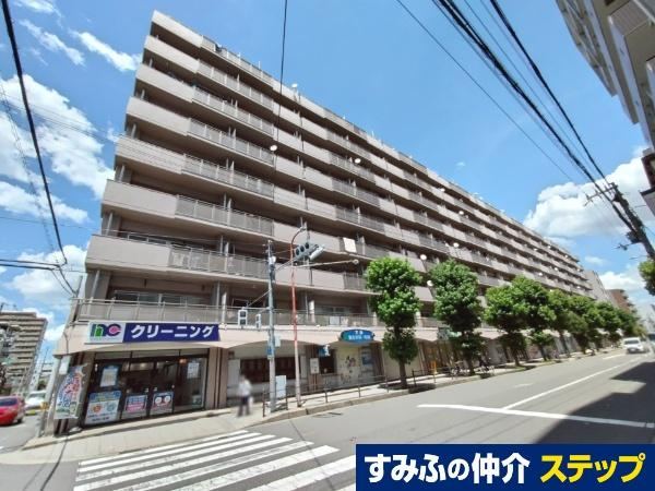 3LDK apartment in Tsurumi Ward, Osaka - Photo 1
