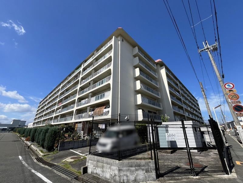 3LDK apartment in Ibaraki, Osaka - Photo 1