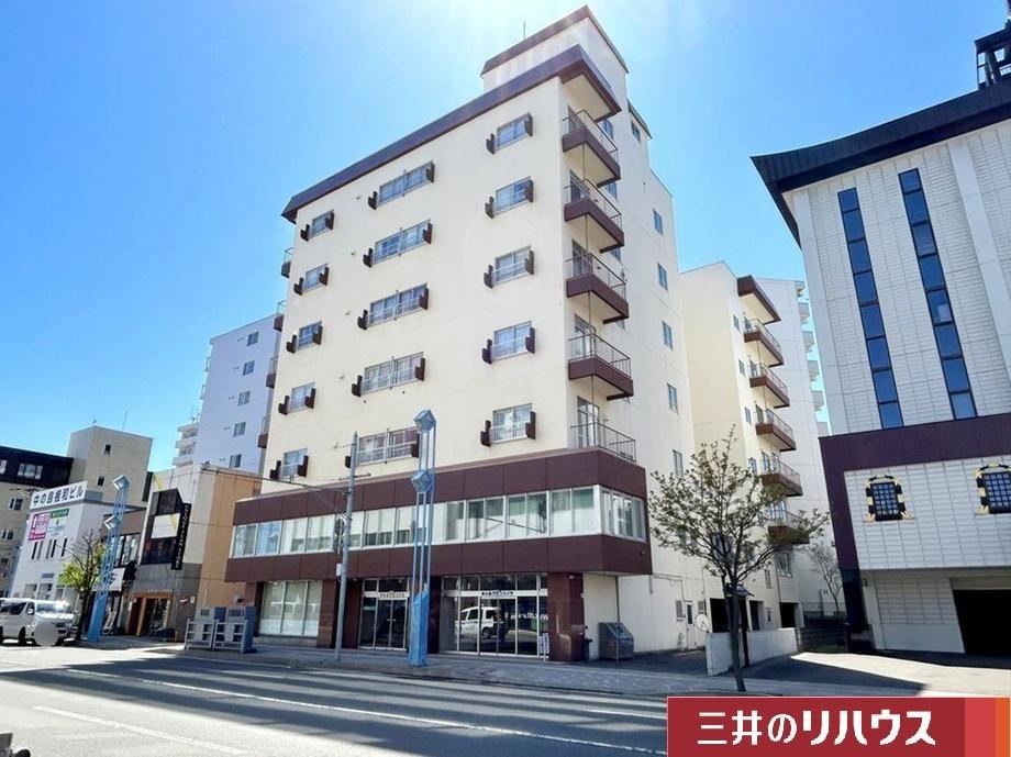 1LDK+S apartment in Toyohira Ward, Sapporo, Hokkaido - Photo 1