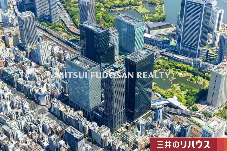 2LDK apartment in Minato Ward, Tokyo - Photo 1