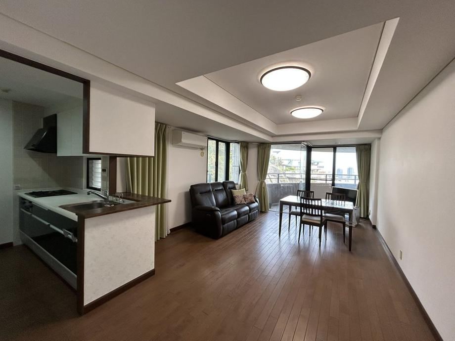 3LDK apartment in Nada Ward, Kobe, Hyogo - Photo 1