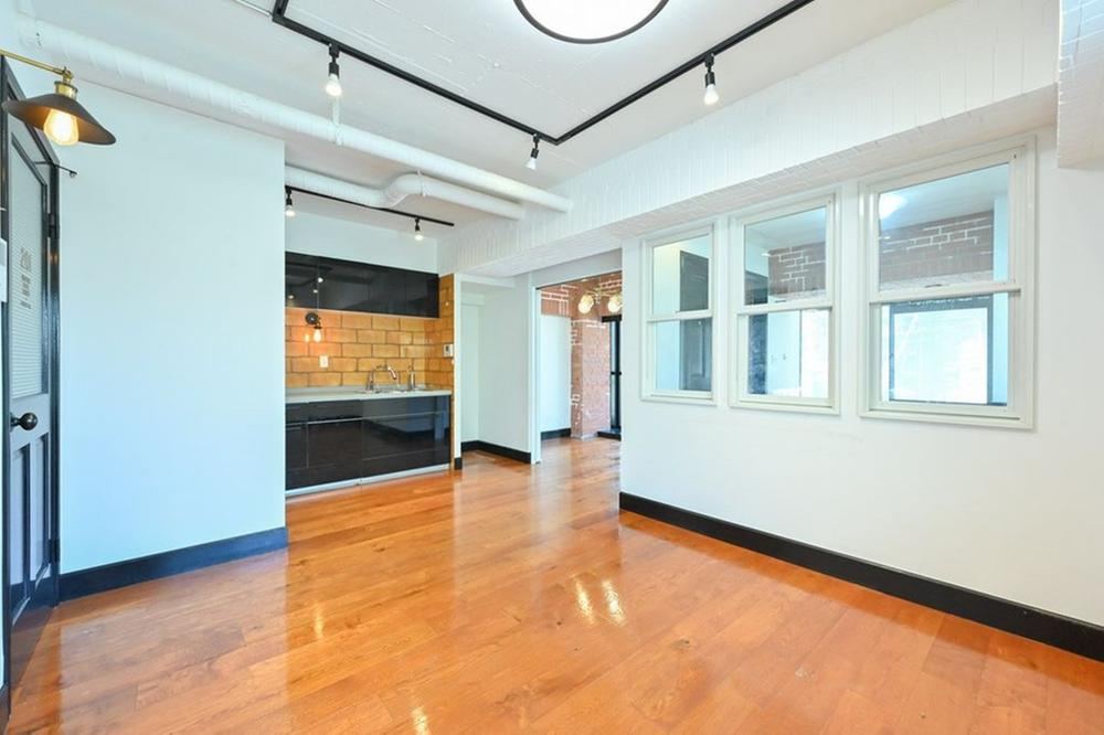 3LDK apartment in Minato Ward, Tokyo - Photo 1