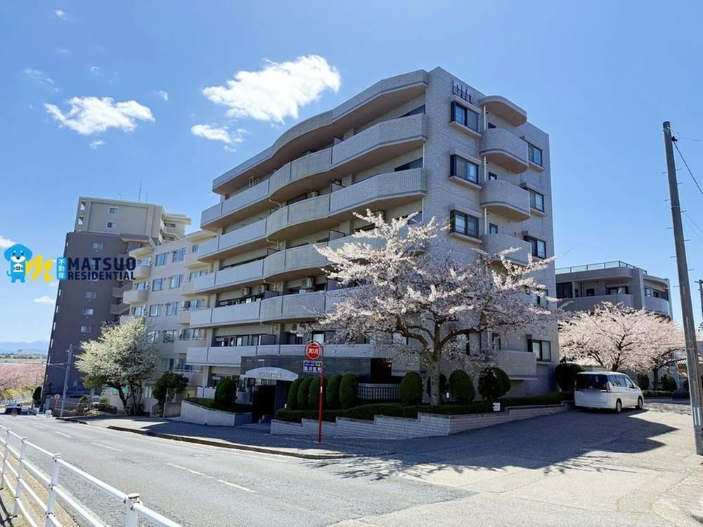 3LDK apartment in Nishi Ward, Niigata - Photo 1