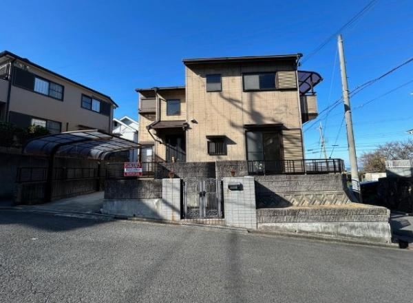 4LDK house in Hannan, Osaka - Photo 1