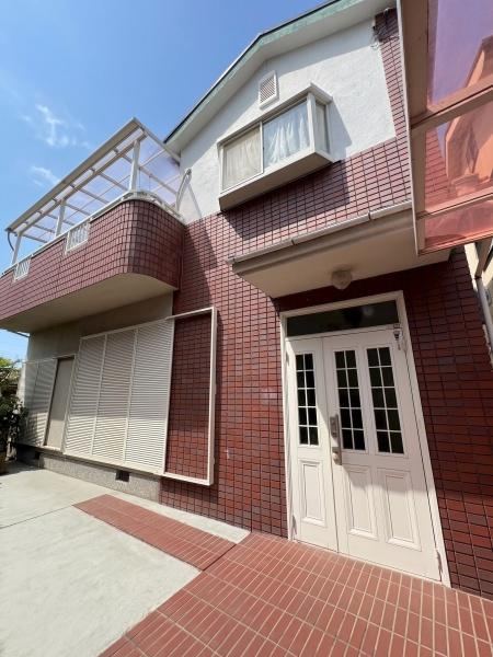 4LDK house in Higashiosaka, Osaka - Photo 1
