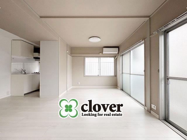 studio apartment in Nakano Ward, Tokyo - Photo 1