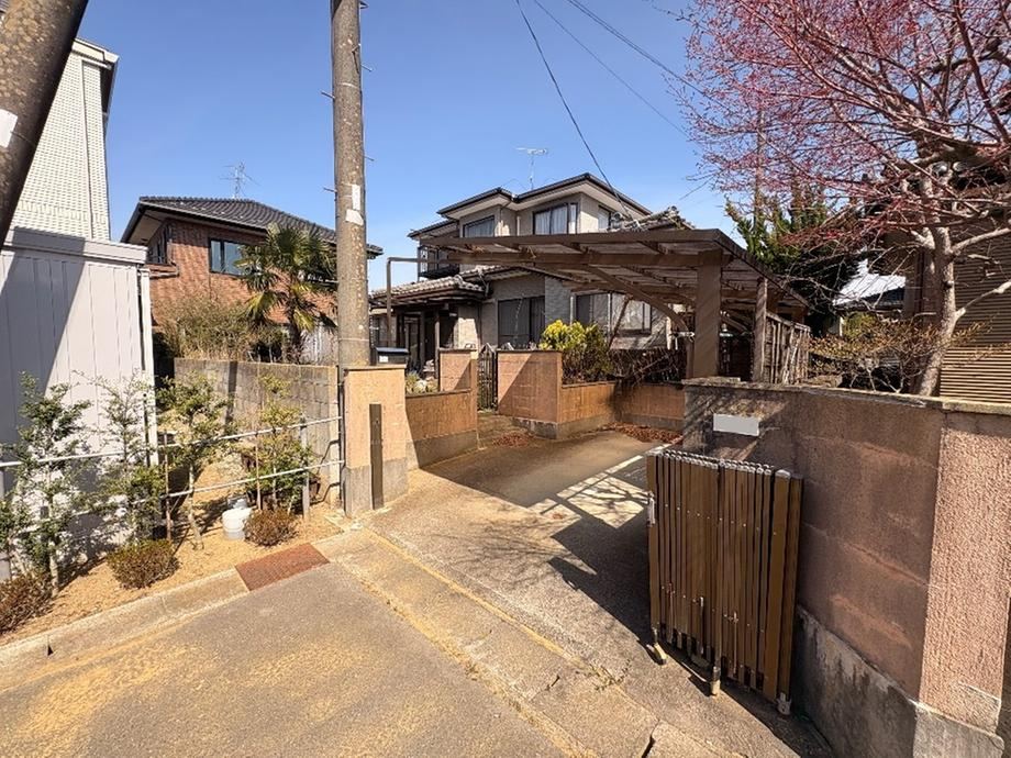 5LDK house in Higashimatsushima, Miyagi - Photo 1