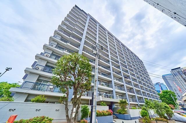 3LDK apartment in Nakano Ward, Tokyo - Photo 1