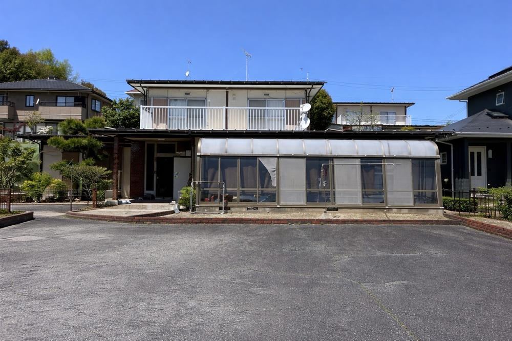 4LDK house in Higashihiroshima, Hiroshima - Photo 1