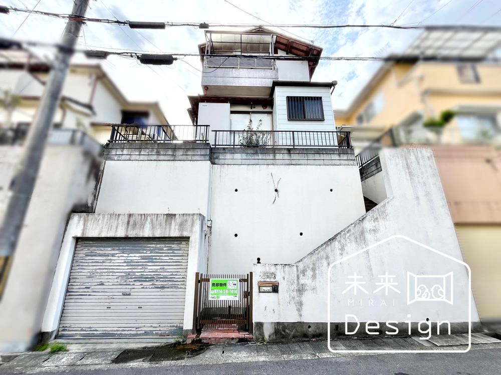4LDK house in Kyotanabe, Kyoto - Photo 1