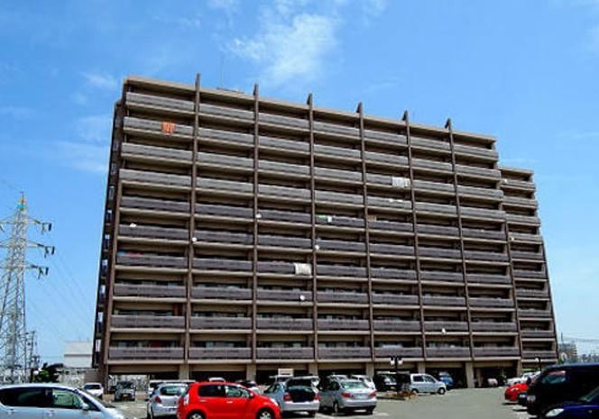3LDK apartment in Fukutsu, Fukuoka - Photo 1