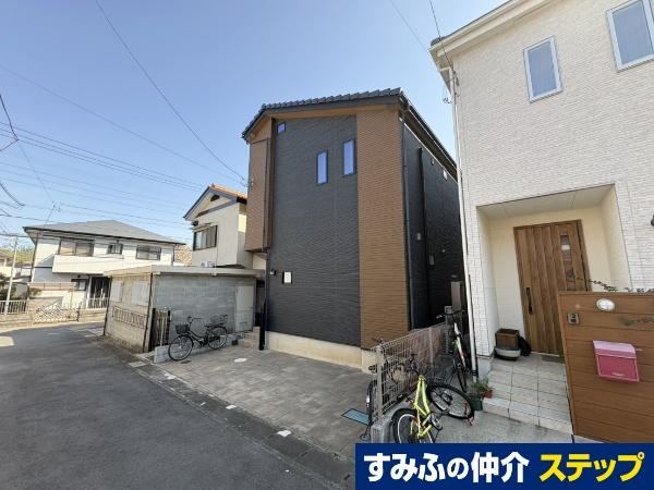 3LDK house in Nagareyama, Chiba - Photo 1