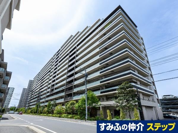 2LDK apartment in Nagareyama, Chiba - Photo 1