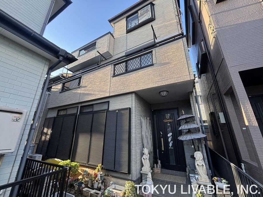 4LDK house in Kawaguchi, Saitama - Photo 1