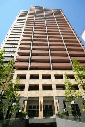 2LDK apartment in Bunkyo Ward, Tokyo - Photo 1