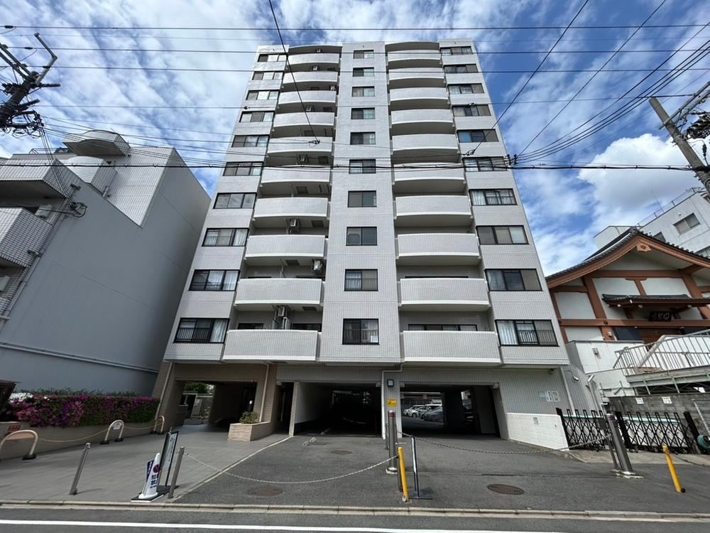 3LDK apartment in Kamigyo Ward, Kyoto - Photo 1