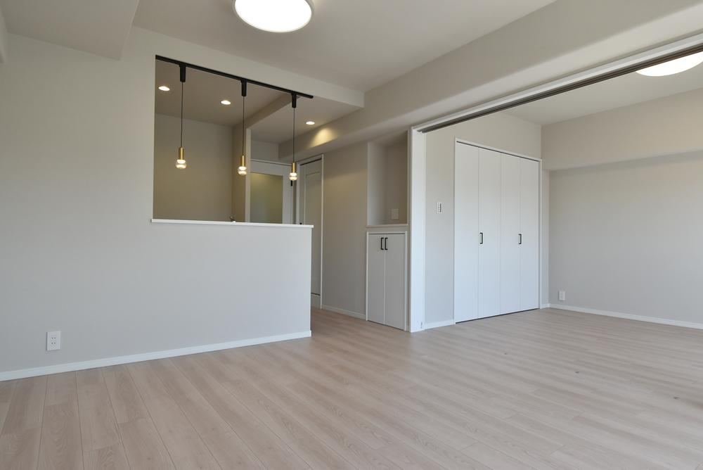 3LDK apartment in Nishiyodogawa Ward, Osaka - Photo 1