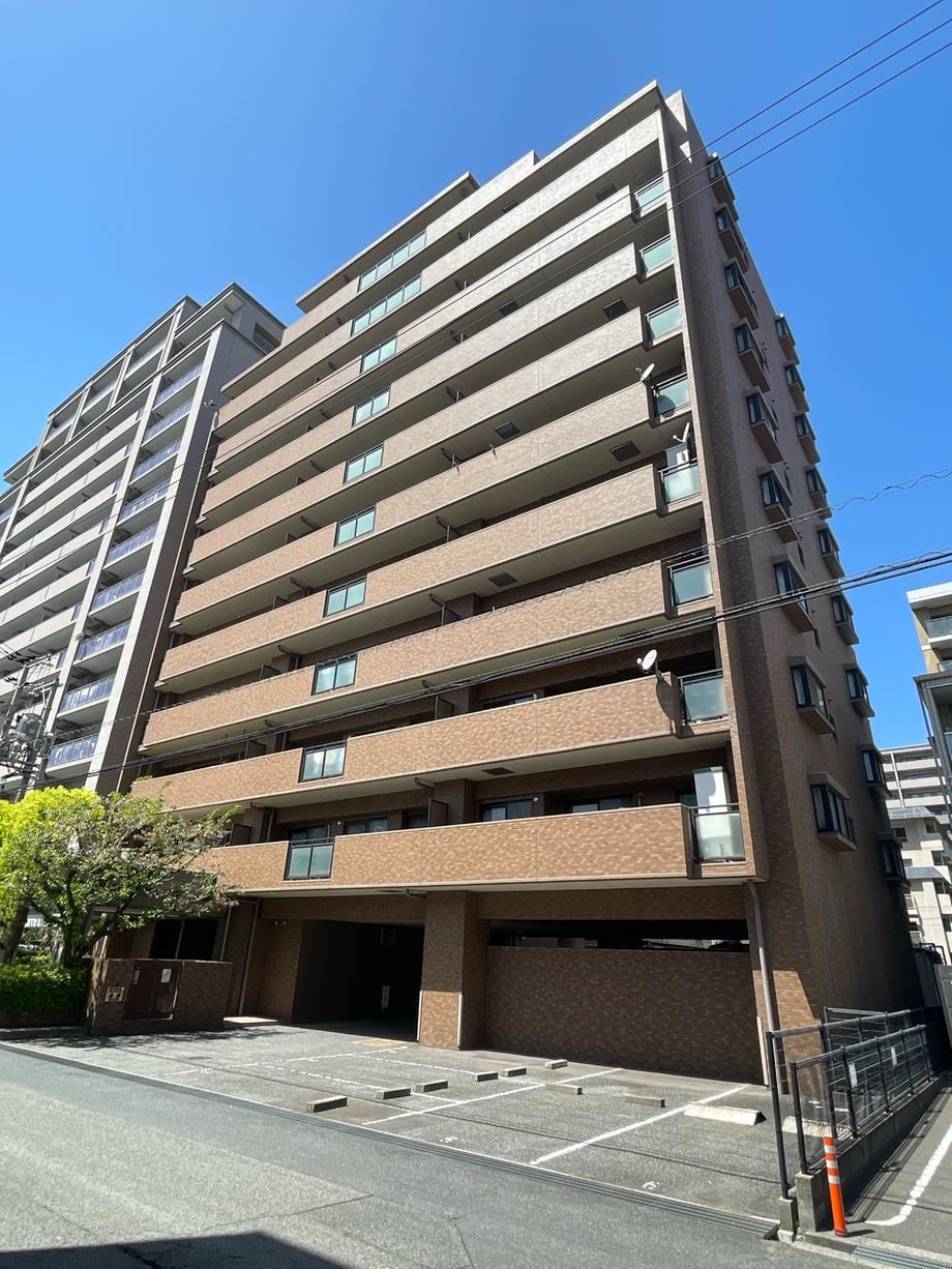4LDK apartment in Fukuyama, Hiroshima - Photo 1