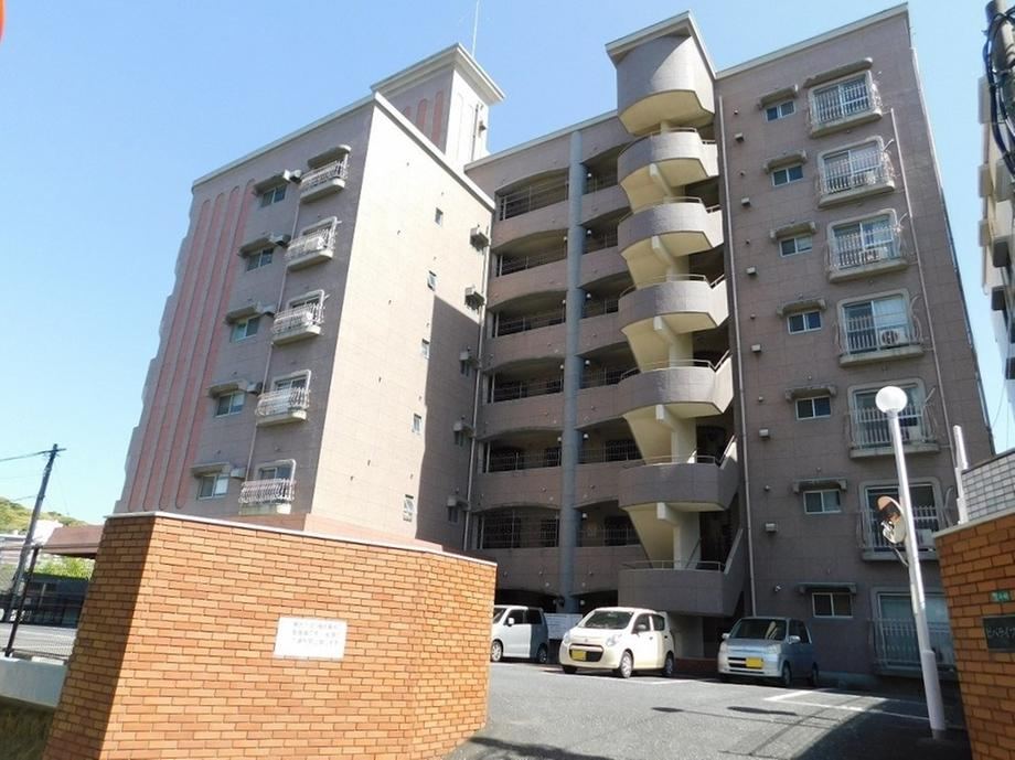 3LDK apartment in Yahatanishi Ward, Kitakyushu, Fukuoka - Photo 1