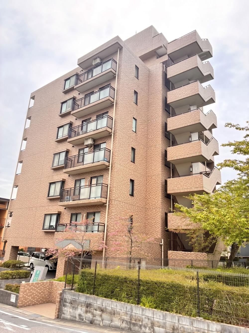 3LDK apartment in Kitanagoya, Aichi - Photo 1