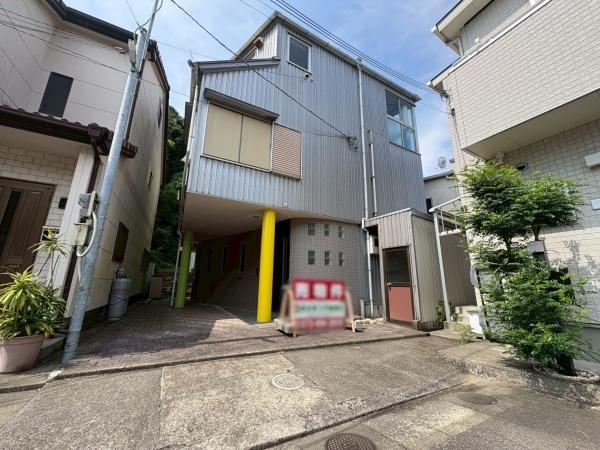 5LDK house in Wakayama, Wakayama - Photo 1