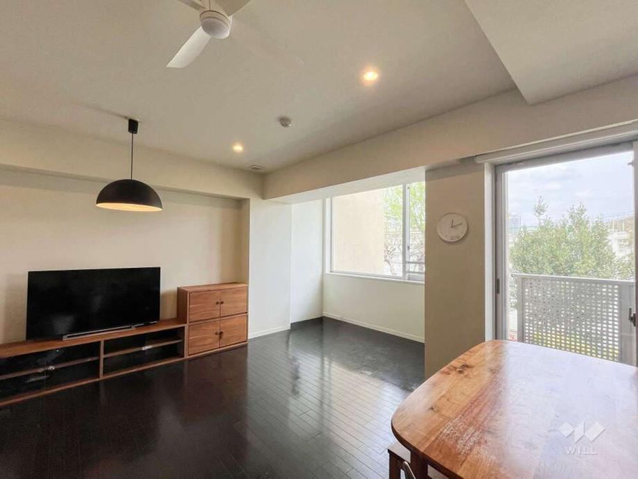 1LDK apartment in Meguro Ward, Tokyo - Photo 1