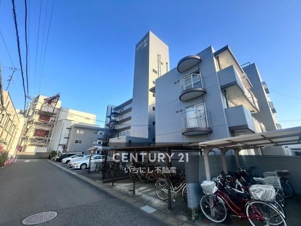 2LDK apartment in Ichinomiya, Aichi - Photo 1