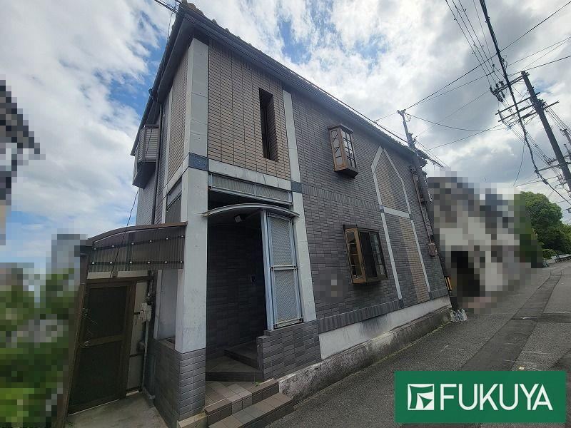 6LDK house in Suita, Osaka - Photo 1