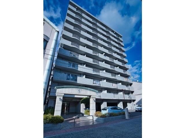 3LDK apartment in Fukuyama, Hiroshima - Photo 1