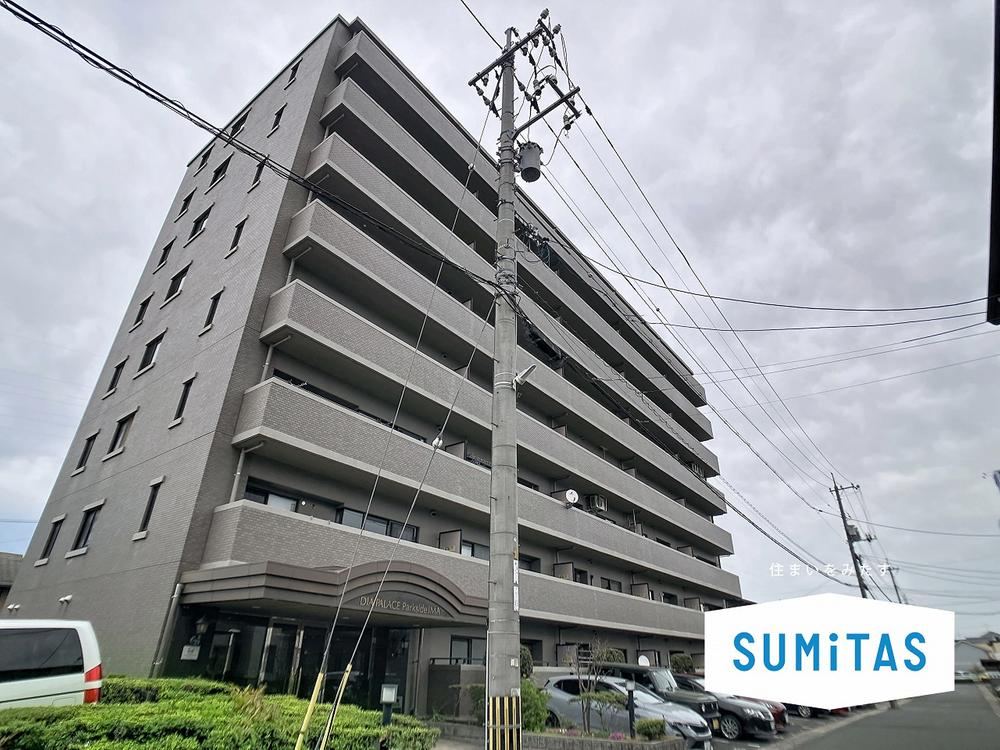 3LDK+S apartment in Kita Ward, Okayama - Photo 1