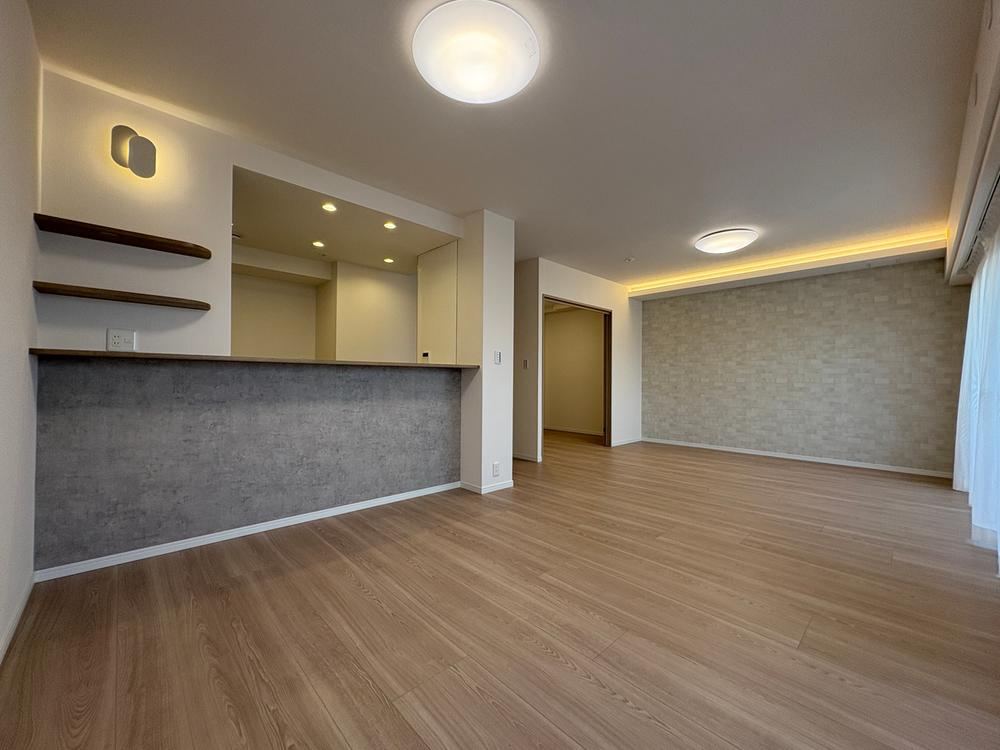 3LDK+S apartment in Hachioji, Tokyo - Photo 1