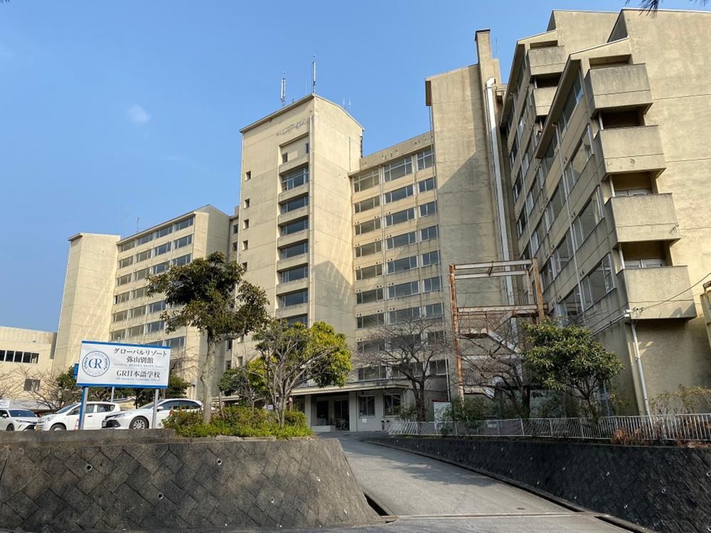 1LDK apartment in Hatsukaichi, Hiroshima - Photo 1