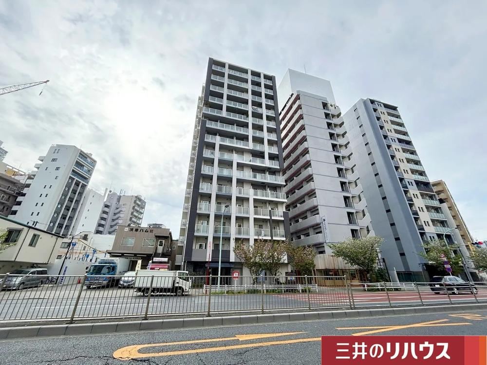 2LDK+S apartment in Taito Ward, Tokyo - Photo 1