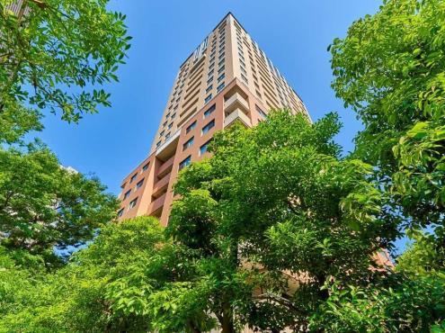 2LDK apartment in Shibuya Ward, Tokyo - Photo 1