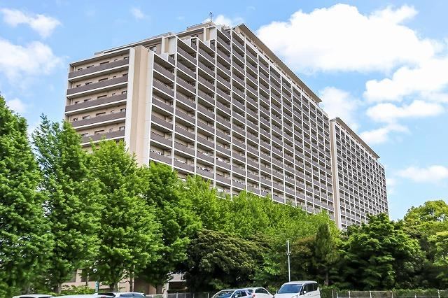 3LDK apartment in Inage Ward, Chiba - Photo 1