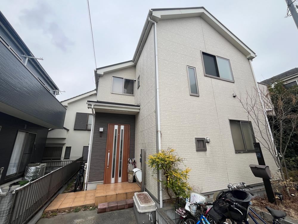 4LDK house in Higashimurayama, Tokyo - Photo 1