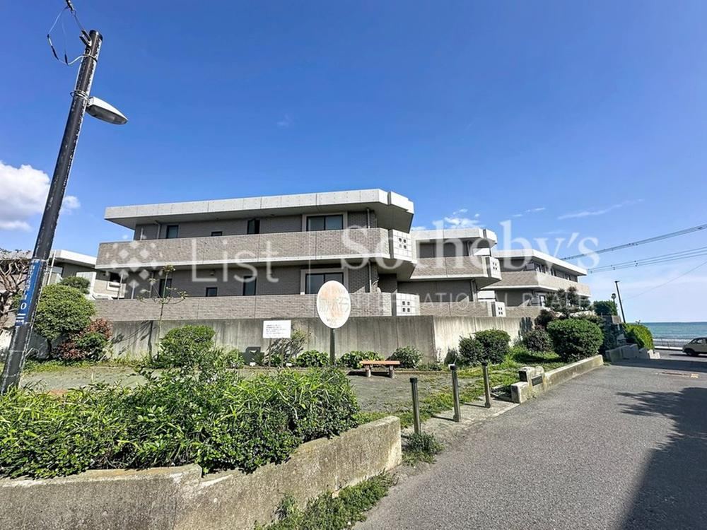 3LDK apartment in Kamakura, Kanagawa - Photo 1