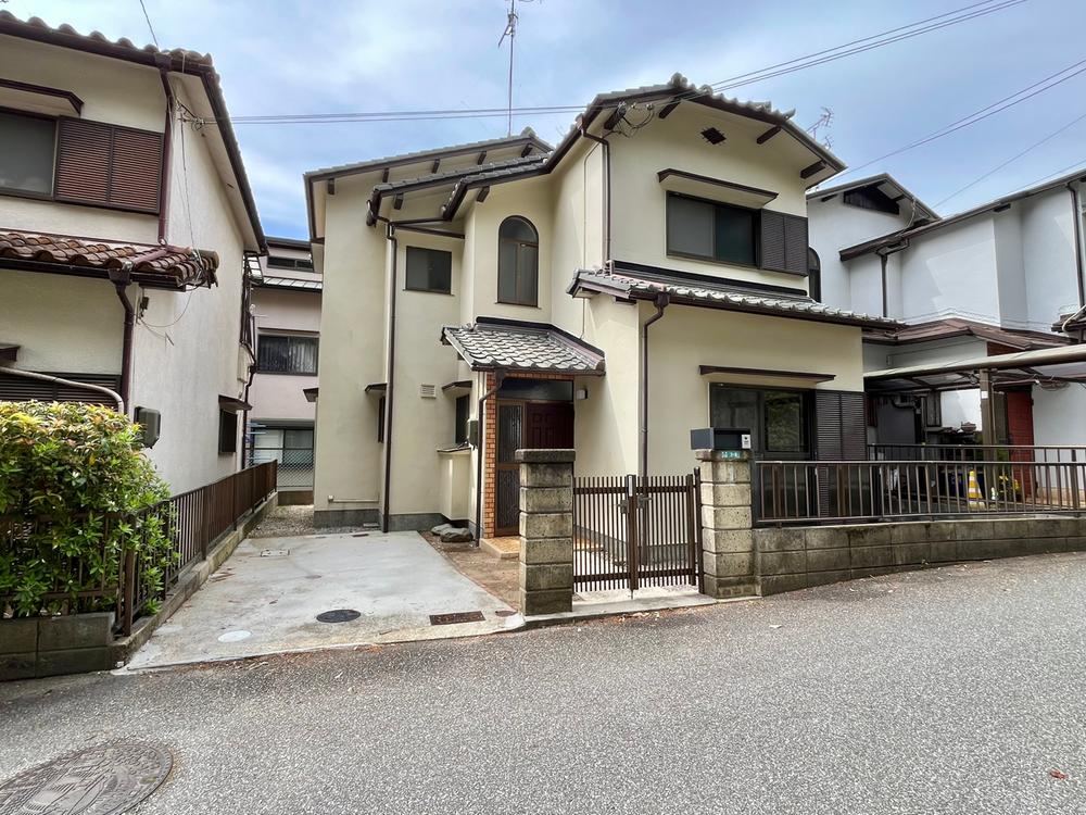 5DK house in Nishinomiya, Hyogo - Photo 1