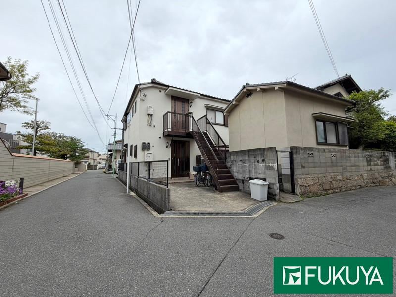 2DK house in Toyonaka, Osaka - Photo 1