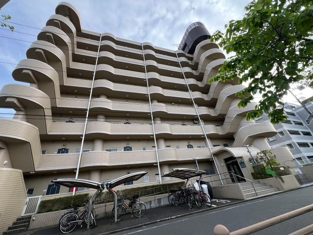 3LDK apartment in Hachioji, Tokyo - Photo 1