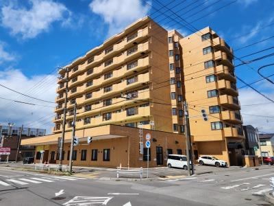 3LDK apartment in Hakodate, Hokkaido - Photo 1