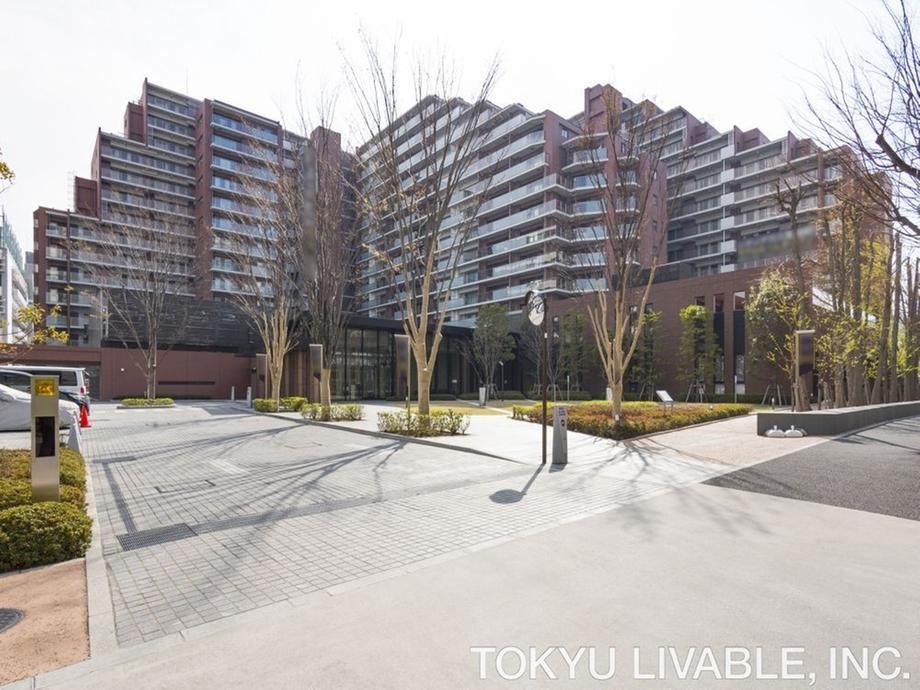4LDK apartment in Koto Ward, Tokyo - Photo 1