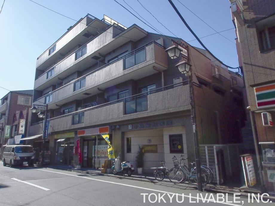2LDK apartment in Nakano Ward, Tokyo - Photo 1