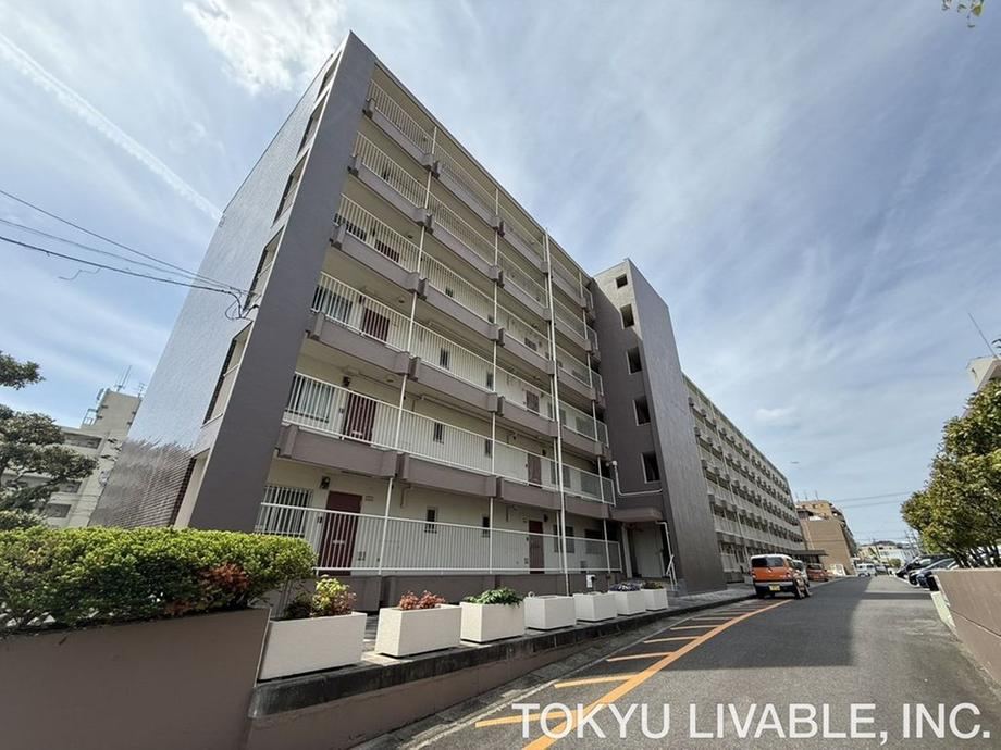 2LDK apartment in Meito Ward, Nagoya, Aichi - Photo 1
