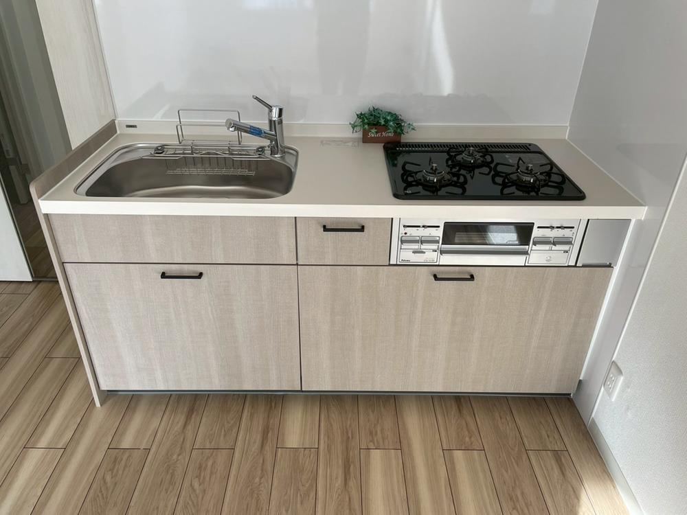 2LDK apartment in Toyohira Ward, Sapporo, Hokkaido - Photo 1