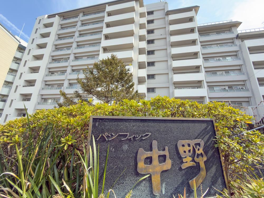 3LDK apartment in Nakano Ward, Tokyo - Photo 1