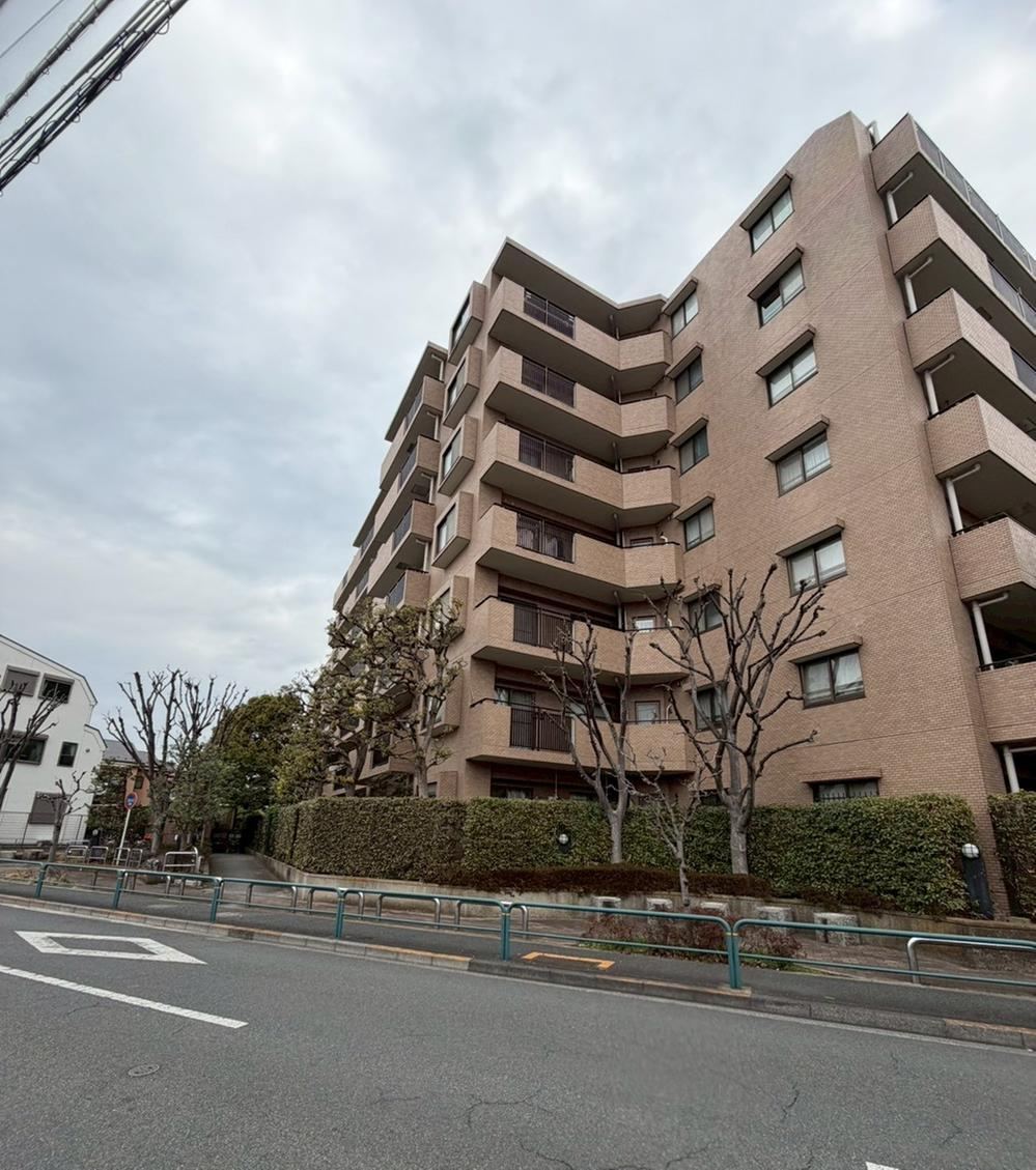 4LDK apartment in Adachi Ward, Tokyo - Photo 1