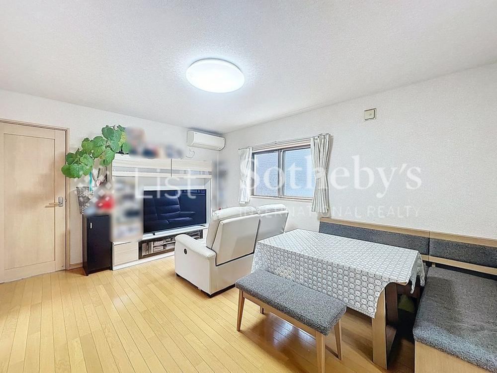 4LDK house in Fujisawa, Kanagawa - Photo 1
